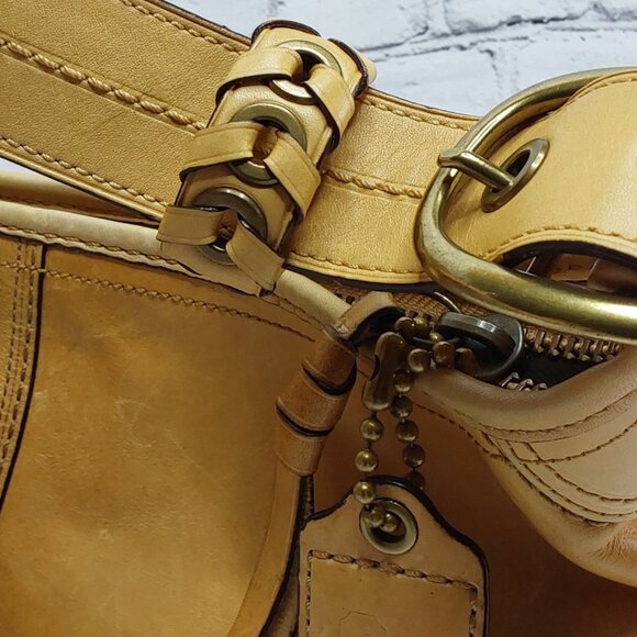 COACH 'BLEEKER COBBLESTONE' LEATHER DUFFLE SHOULDER BAG ALLOY HARDWARE BUCKLES - Picture 8 of 16